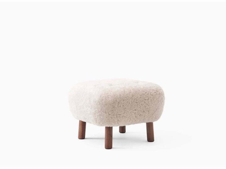 Footstool for Little Petra VB1 lounge chair by Viggo Boesen. New edition