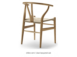 Chaise scandinave modèle Wishbone ou CH24. Edition neuve.