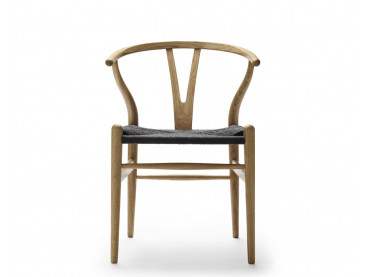 Mid-Century Modern CH24 Wishbone chair by Hans Wegner. New product.