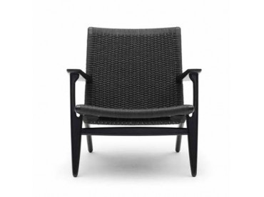 Mid-Century modern scandinavian arm chair in black lacquered oak model CH25 by Hans Wegner. New edition