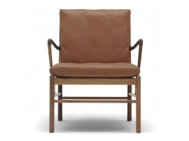 Fauteuil scandinave modèle Colonial OW149 en noyer. Nouvelle édition.