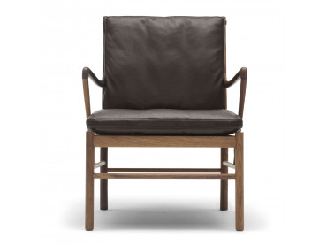 Mid-Century modern scandinavian Colonial chair OW149 in walnut by Ole Wanscher. New edition
