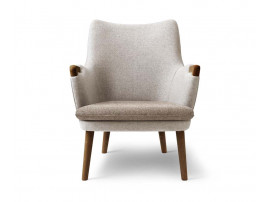 Fauteuil scandinave modèle CH71 bicolor. Edition neuve.