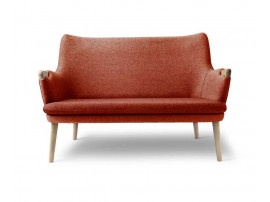 Mid century Modern Danish sofa model CH72 unicolor by Hans Wegner. New production