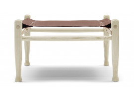 Mid-Century modern scandinavian footstool model KK47170 Safari footstool by Kaare Klint.