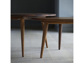 Table basse scandinave modèle CH008. Edition neuve.