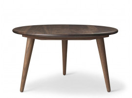 Table basse scandinave modèle CH008. Edition neuve.