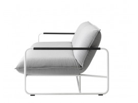 Canapé convertible scandinave modèle Nova. Base chrome ou blanc