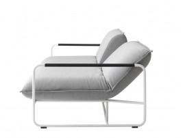 Canapé convertible scandinave modèle Nova. Base chrome ou blanc