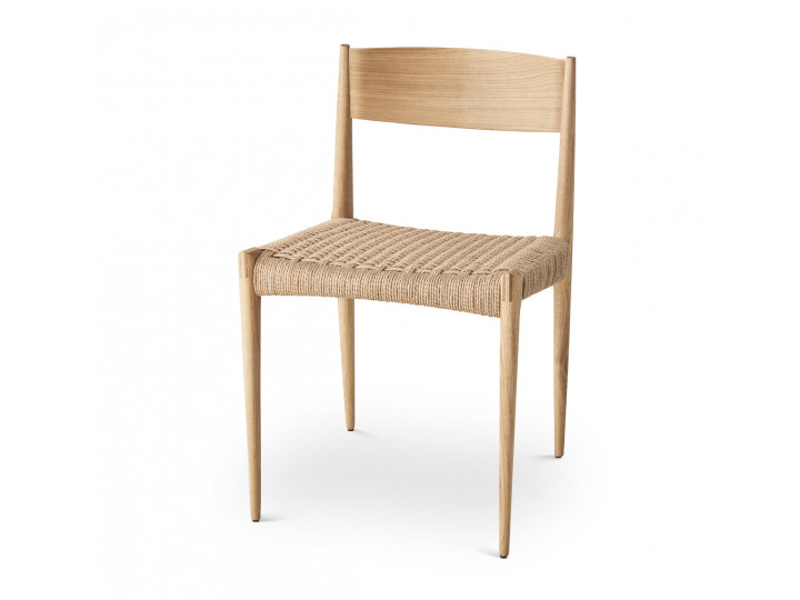 Chaise scandinave modèle Pia, chêne naturel, nouvelle édition.