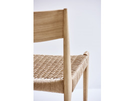 Chaise scandinave modèle Pia, chêne naturel, nouvelle édition.