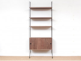 Mid-Century modern scandinavian shelves String System in walnut. New édition. 