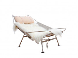 Lounge chair Flag Halyard PP 225 by Hans Wegner new edition, steel base