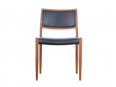 Mid-Century Modern Danish chair model 80  by Niels Møller, new edition