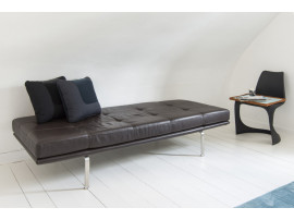 Mid-Century Modern scandinavian daybed by  Arne Vodder AV 57 new release.