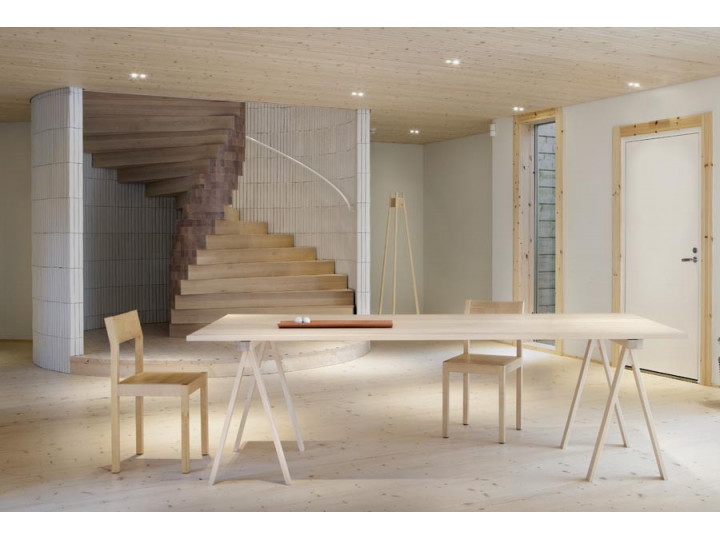 Arkitecture dining table (ash). 3 sizes | Galerie Møbler