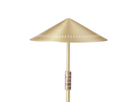 Mid-Century modern scandinavian Governor floor lamp. New edition