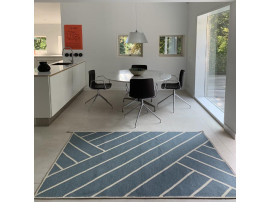 Mid-modern scandinavian rug model VK2 blue / white