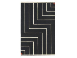 Mid-modern scandinavian rug model VK1 black / white