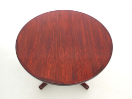 Mid-Century  modern scandinavian cirular dining table in Rio rosewood by Kofod Larsen