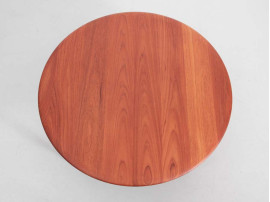 Mid-Century Modern scandinavian coffee table in solid teak  by Hvidt & Mølgaard Nielsen for France and Søn. 