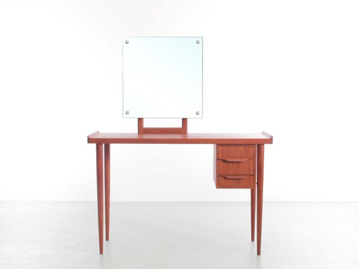 Mid century modern scandinavian dressing table