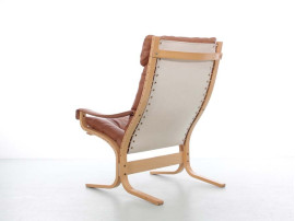 Fauteuil scandinave modèle Siesta, dossier haut