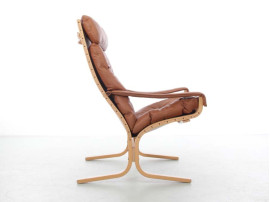 Fauteuil scandinave modèle Siesta, dossier haut