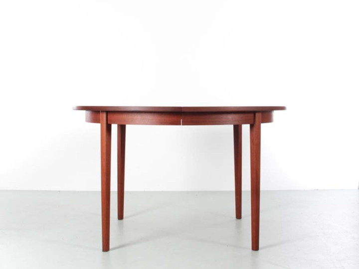 Mid-Century  modern scandinavian dining table in teak 