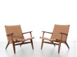 Mid century modern pair of lounge chair CH25 by Hans Wegner