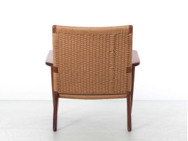 Mid century modern pair of lounge chair CH25 by Hans Wegner