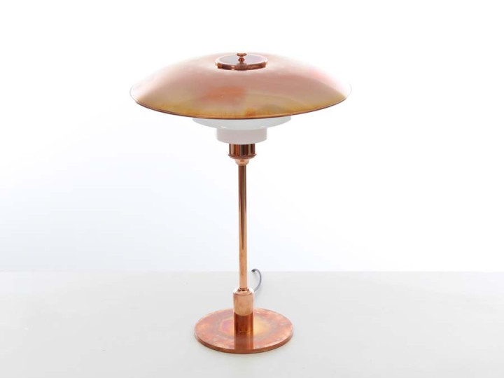 Lampe de table scandinavian en cuivre. Limited Edition de 2014