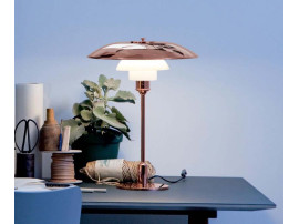 Lampe de table scandinavian en cuivre. Limited Edition de 2014