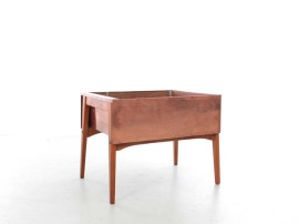 Mid-Century  modern scandinavian planter in copper 