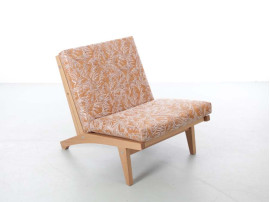 GE 370 lounge chair by Hans Wegner. New edition