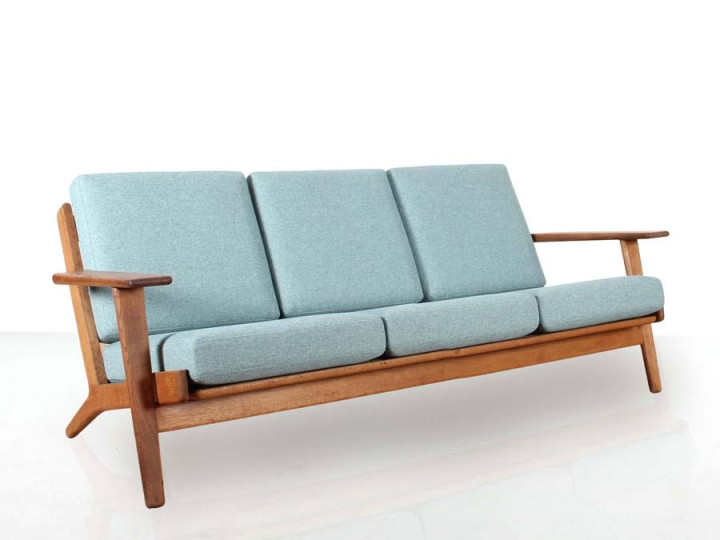 Mid-Century  modern scandinavian 3 seat sofa model GE 290 by Hans Wegner