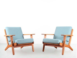 Mid-Century  modern scandinavian pair of armchairs  model GE 290 by Hans Wegner