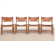 Suite de 4 chaises scandinaves  Modèle 3237