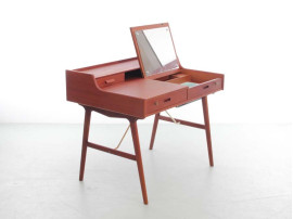 Mid-Century  modern scandinavian vanity desk  in teack by Arne Wahl Iversen