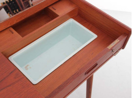 Mid-Century  modern scandinavian vanity desk  in teack by Arne Wahl Iversen