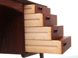 Grand bureau scandinave en palissandre de Rio