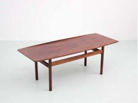 Table basse scandinave en palissandre de Rio modèle GJ 106