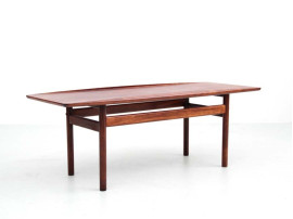 Mid-Century  modern scandinavain coffee table in Rio rosewood by Grete Jalk