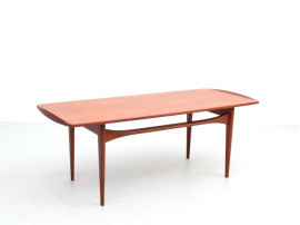 Table basse scandinave en teck