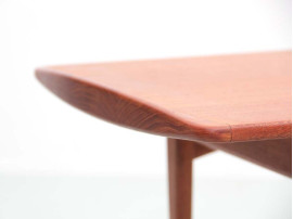 Table basse scandinave en teck