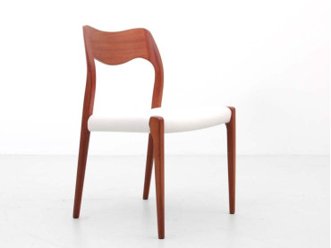 Mid-Century  modern scandinavian set of 6 teak dining chairs model 71 by Niels O. Møller