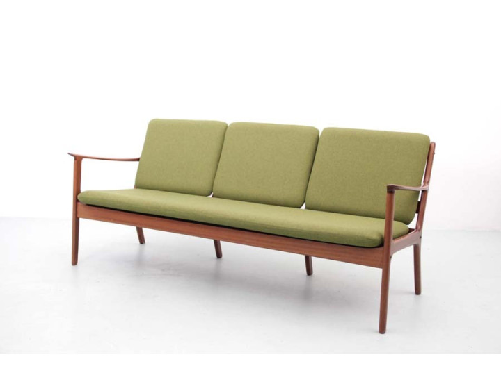 Mid-Century  modern scandinavian PJ112 sofa 3 seats by Ole Wanscher