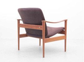 Fauteuil scandinave modèle 711. Nouvelle édition