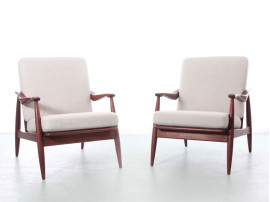 Mid-Century  modern scandinavian pair of lounge chair in teak