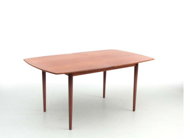 table de repas scandinave en teck 6/10 pers. 